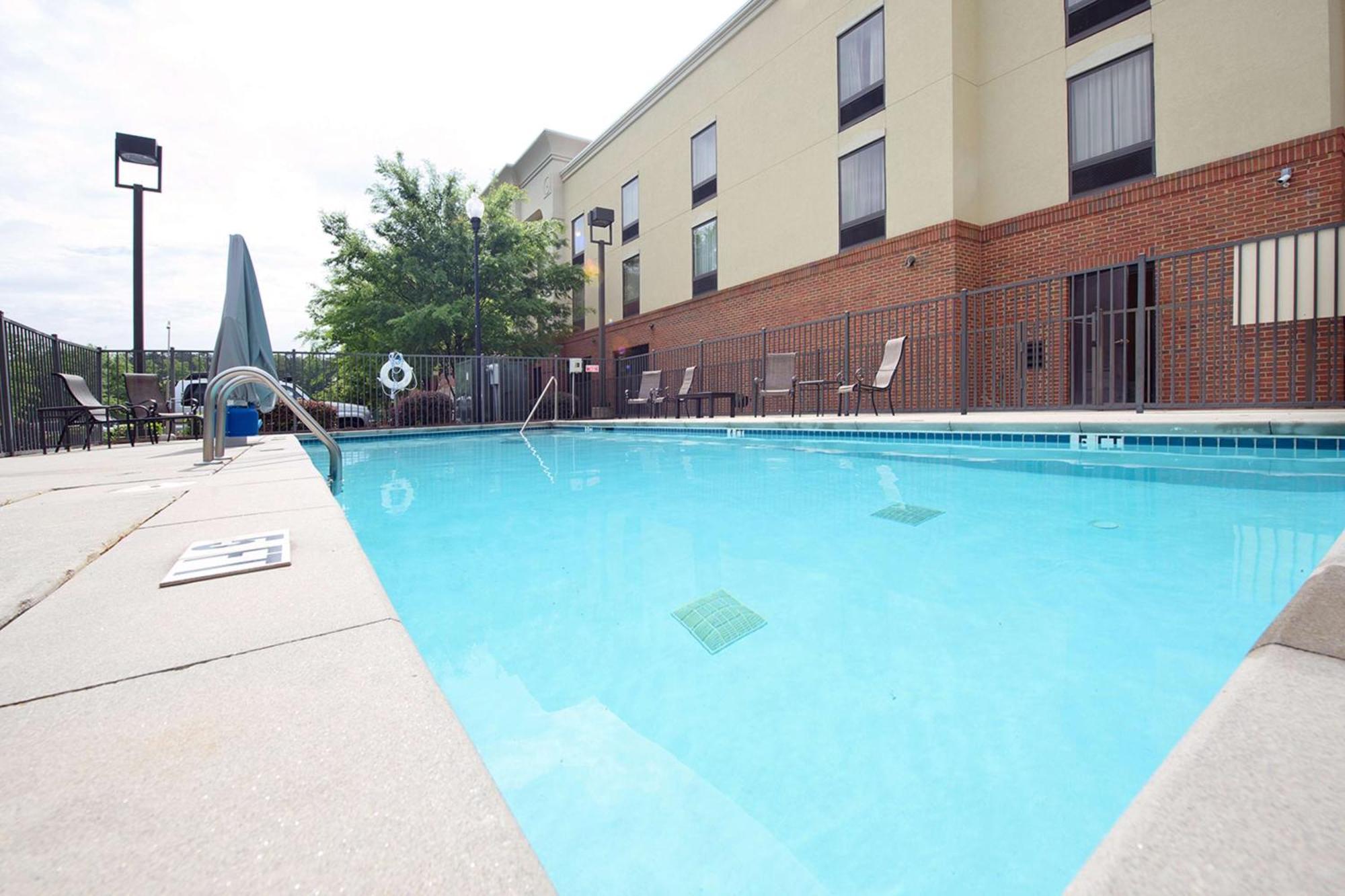Hampton Inn Fayetteville Extérieur photo